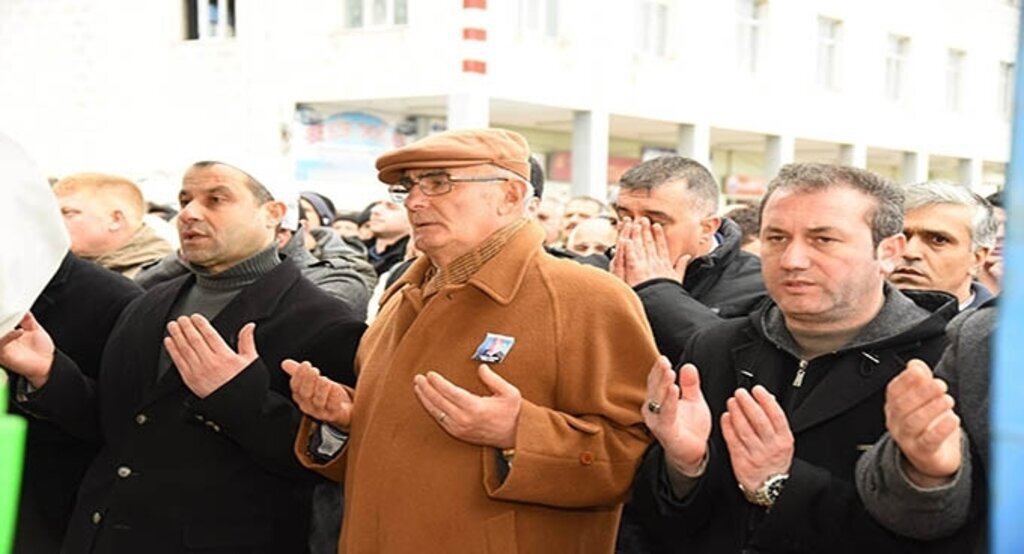 Başkan Yılmaz Hasan Düzenli’nin cenazesine katıldı
