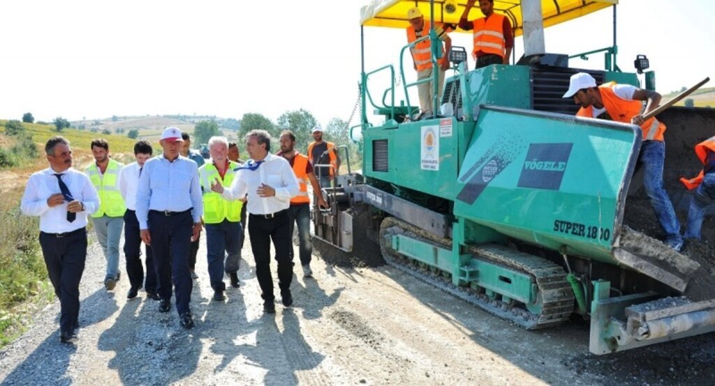 Başkan Yılmaz Havza ilçesinde yol çalışmalarını inceledi