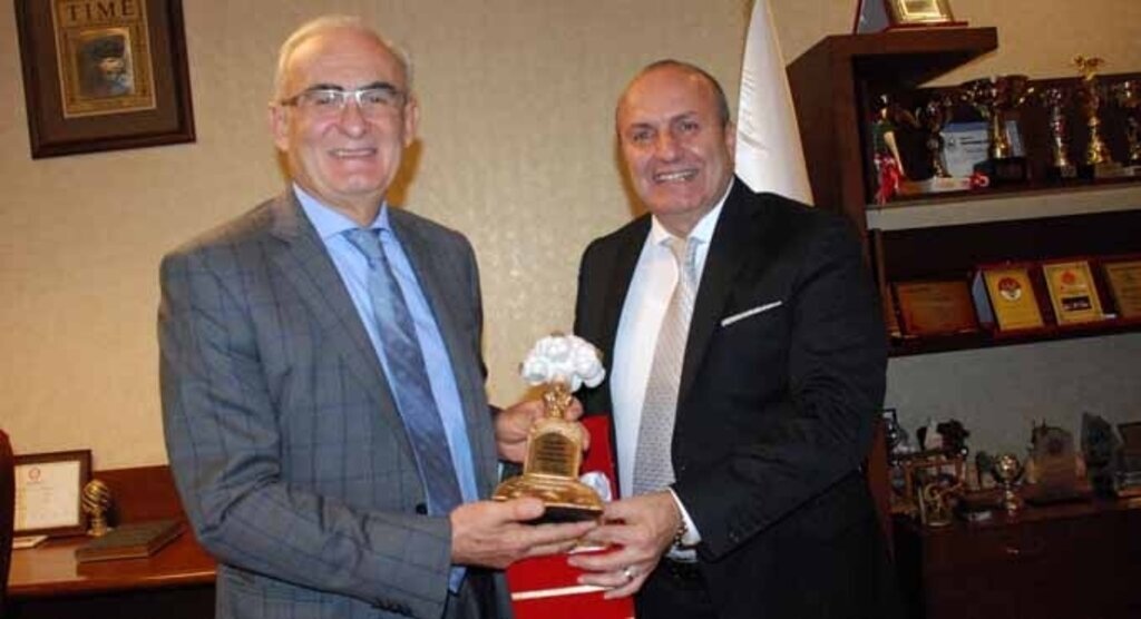 Başkan Yılmaz Kastamonu ve Taşköprü'de ziyaretlerde bulundu