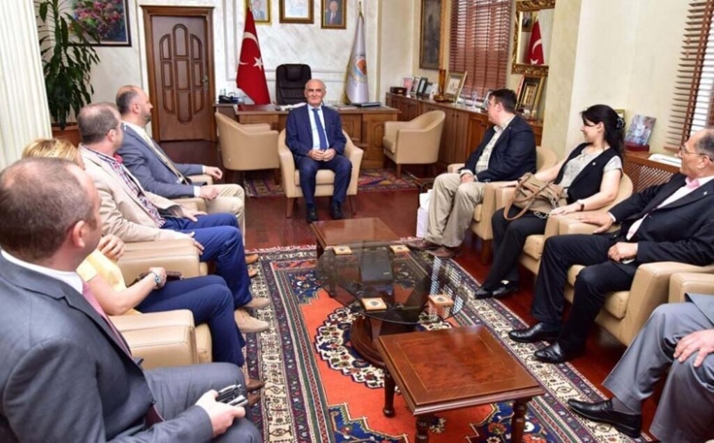 Başkan Yılmaz Kızılay Samsun Şube yönetimini ağırladı