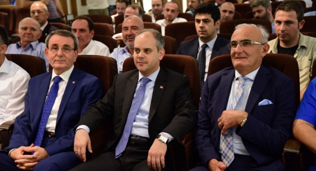 Başkan Yılmaz: ‘Koalisyondan ülkemiz çok çekti’