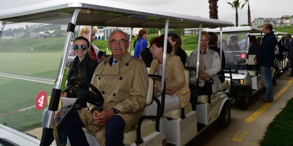 Başkan Yılmaz Rus iş adamı ve yönetici heyetini ağırladı