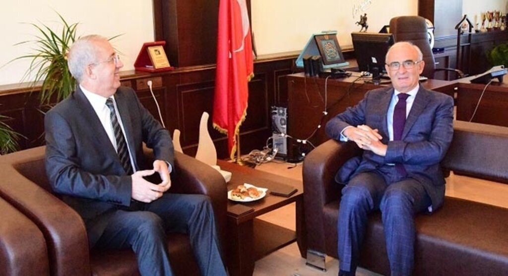 Başkan Yılmaz'dan Defterdar Eraslan'a ziyaret