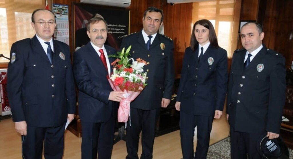 Başkan Zihni Şahin'e Emniyet teşkilatı'ndan ziyaret