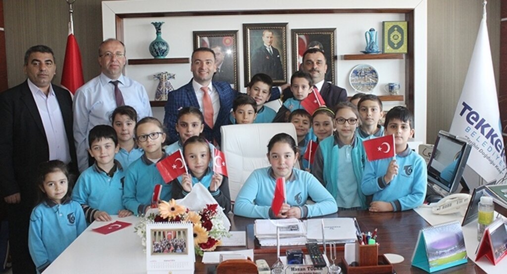 BaşkanTogar'ın 23 Nisan Ulusal Egemenlik ve Çocuk Bayramı mesajı