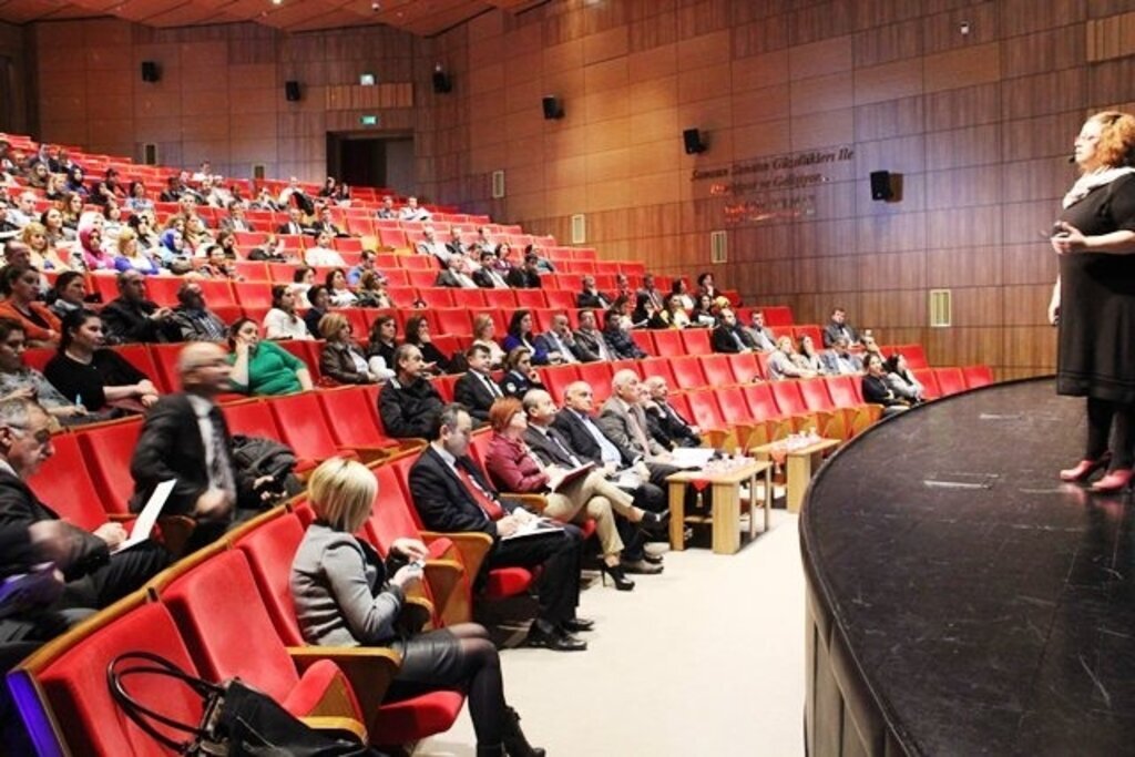 Belediye personeline Resmi Yazışma Semineri