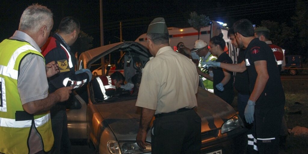 Bir ailenin yok oluşu kameraya böyle yansıdı!