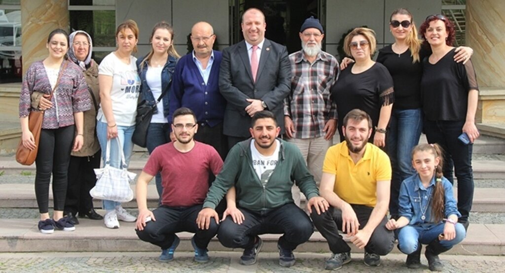 Bizim Artvin Derneği'nden Huzurevine ziyaret