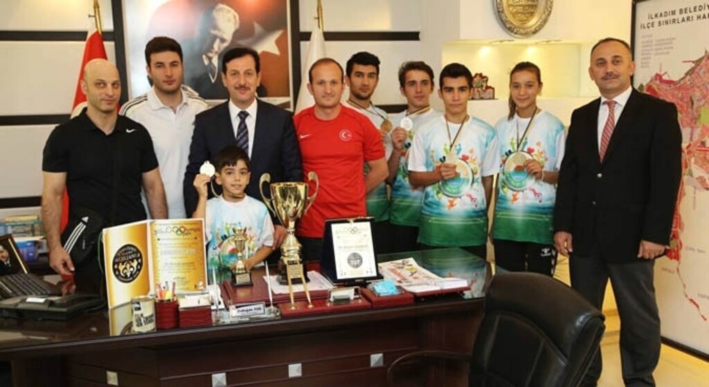 Bosna'da İlkadım çıkartması