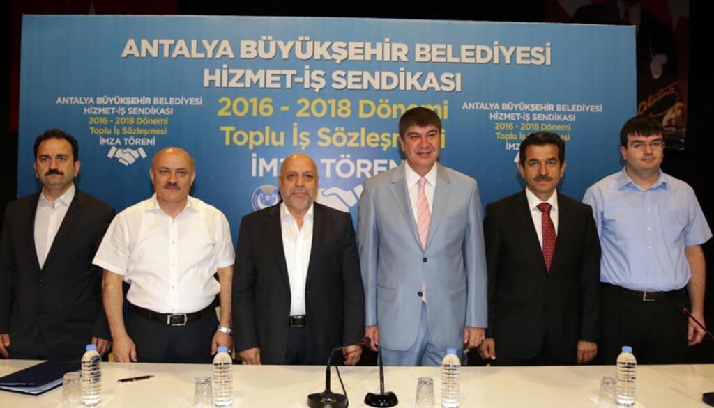Büyükşehir’de Toplu Sözleşme Sevinci