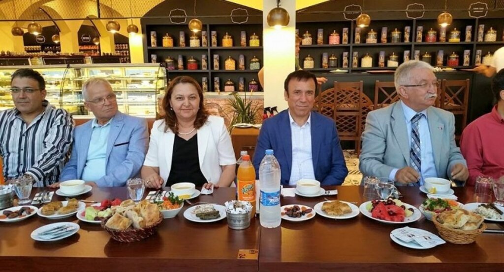 Canik Belediyesi'nden Samsun gazetecilerine iftar