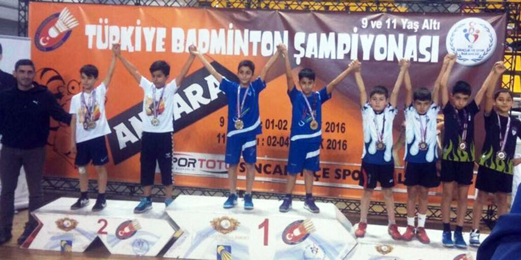 Canik Belediyespor Ankara'dan şampiyon olarak döndü