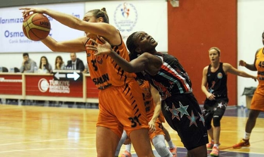 Canik Belediyespor farkını ortaya koydu