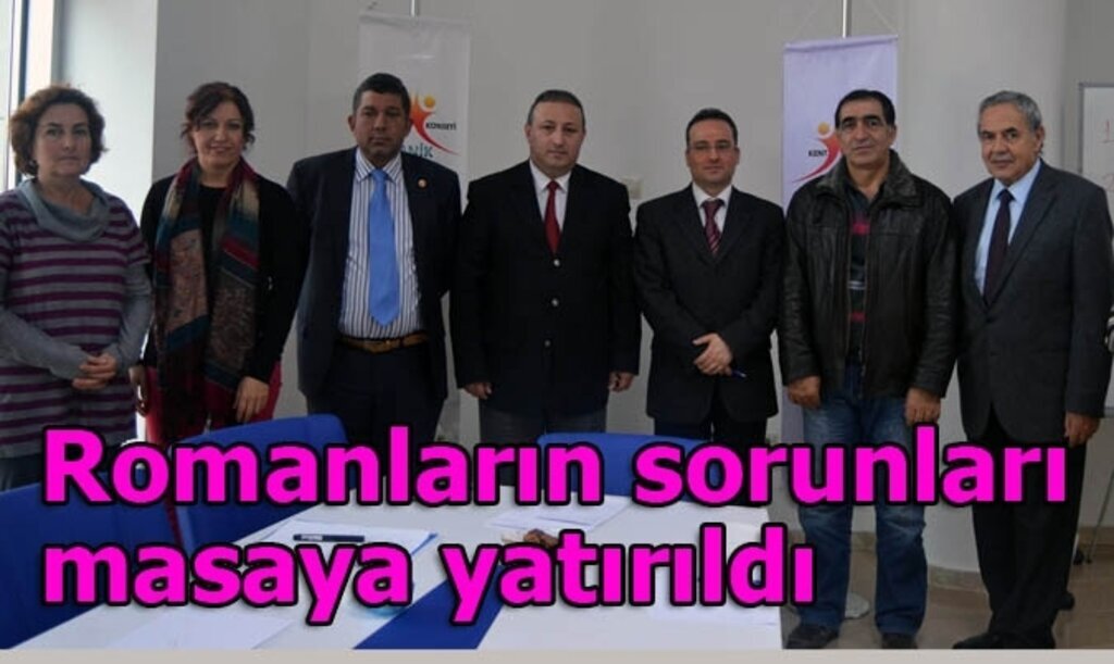 Canik Kent Konseyi Romanlar'ın yanında