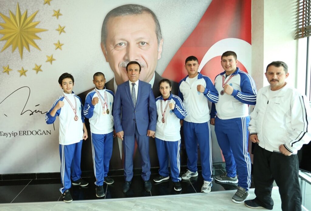 Canik'in gururlarından Başkan Genç'e ziyaret