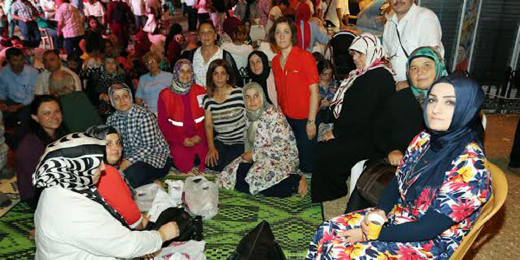 Canikli AK kadınlar nöbette