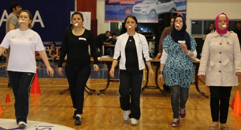 Canik'te anneler ve çocuklar yarıştı