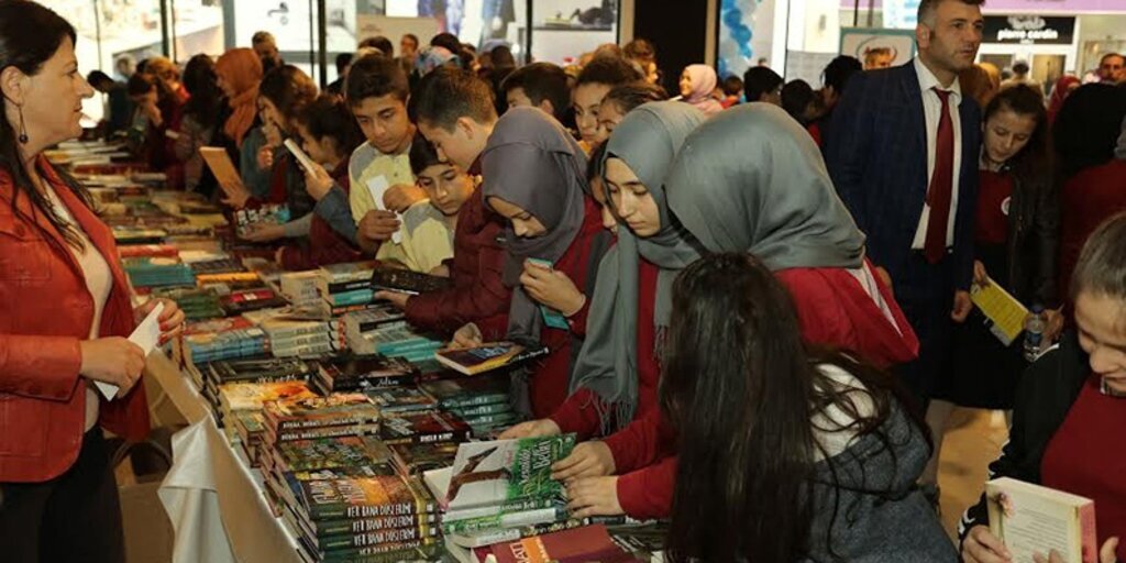 Canik'te 'Kitap Günleri' başladı