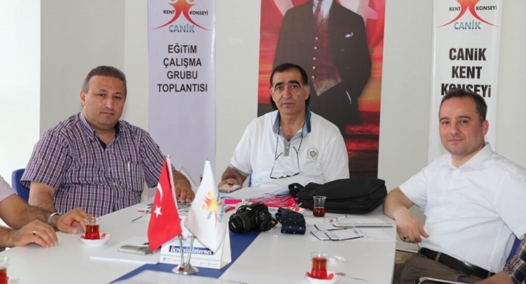 Canik’te yaz eğitimi toplantısı
