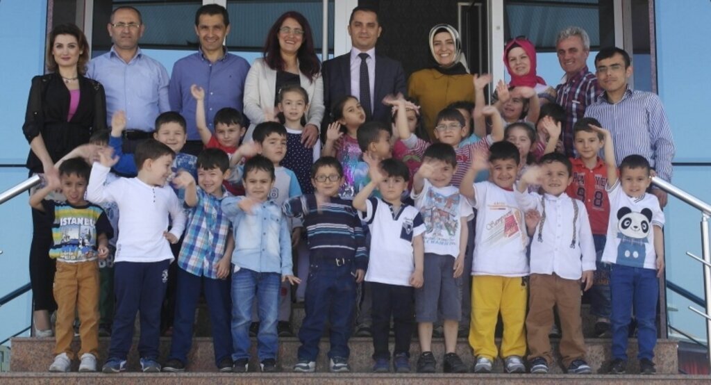 Canik'ten tiyatrolu eğitim