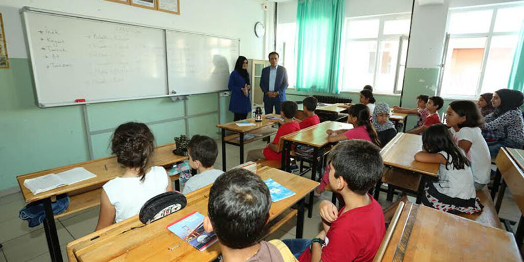 Canik'ten yabancı misafirlere Türkçe kursu