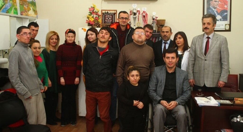 Çarşamba'da bedensel engellilere yönelik kuaförlük kursu açıldı