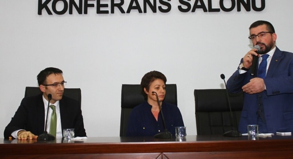 Çarşamba'da KOBİ yönetimi eğitim semineri verildi