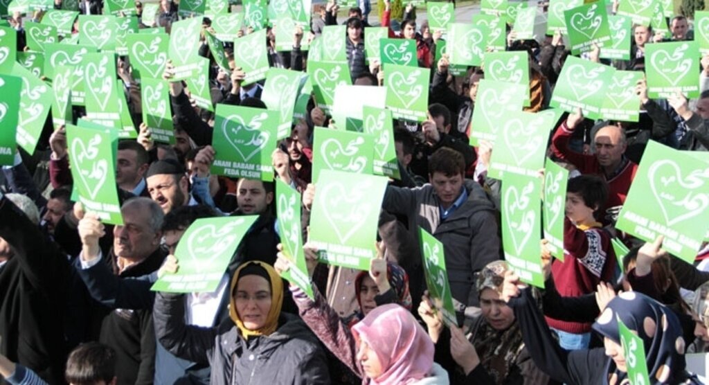 Charlie Hebdo karikatürlerinin yayınlanmasına Samsun'dan büyük tepki