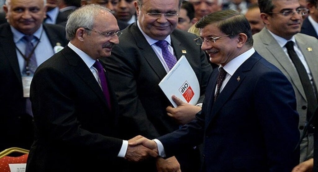 CHP önce Davutoğlu'nu dinleyecek