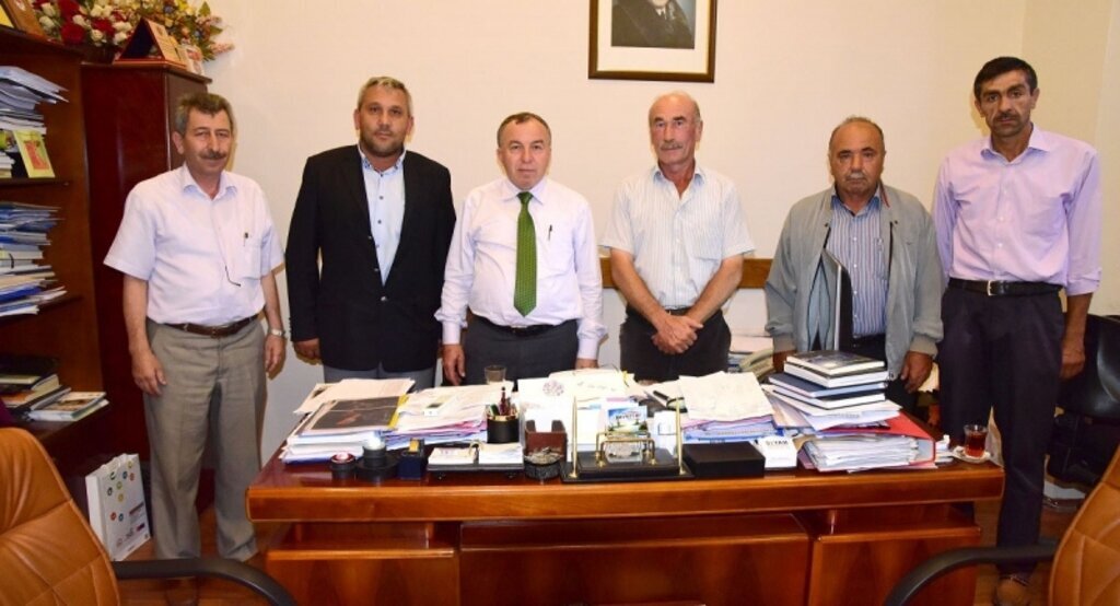 Çiftçilerden Büyükşehir’e su teşekkürü