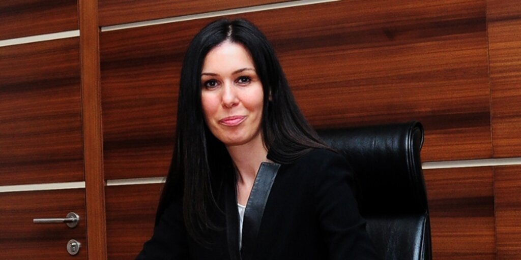 Çigdem Karaaslan Öğretmerler Günü'nü kutladı