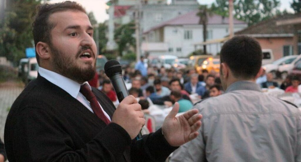 Çınarlık Mahallesi gençlerinden iftar programı