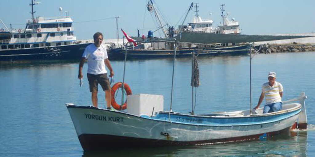 Çingene palamudu Yakakentlilerin yüzünü güldürdü