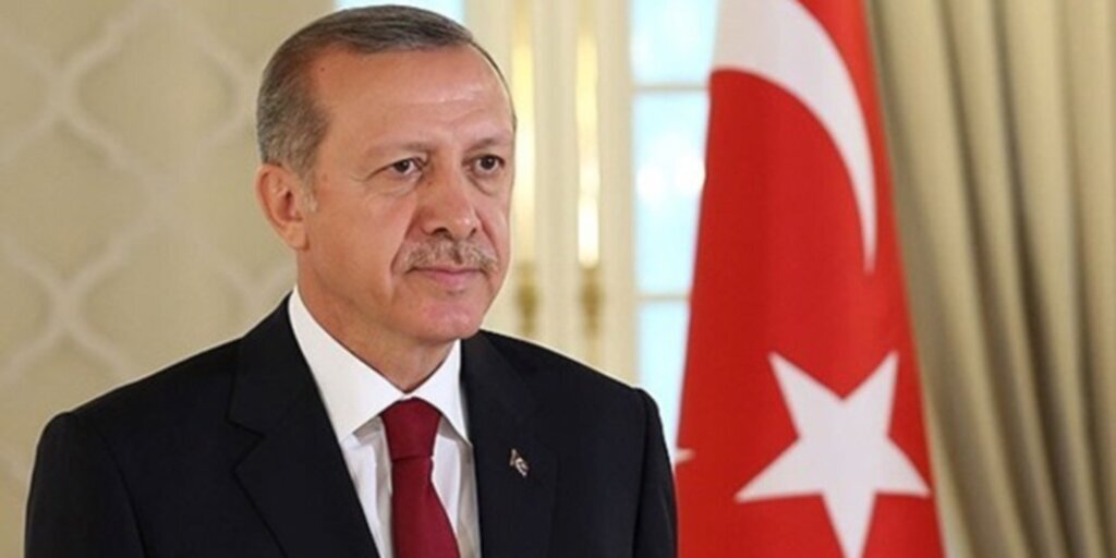 Cumhurbaşkanı Erdoğan Millet Camisi'nde ezan okudu! 