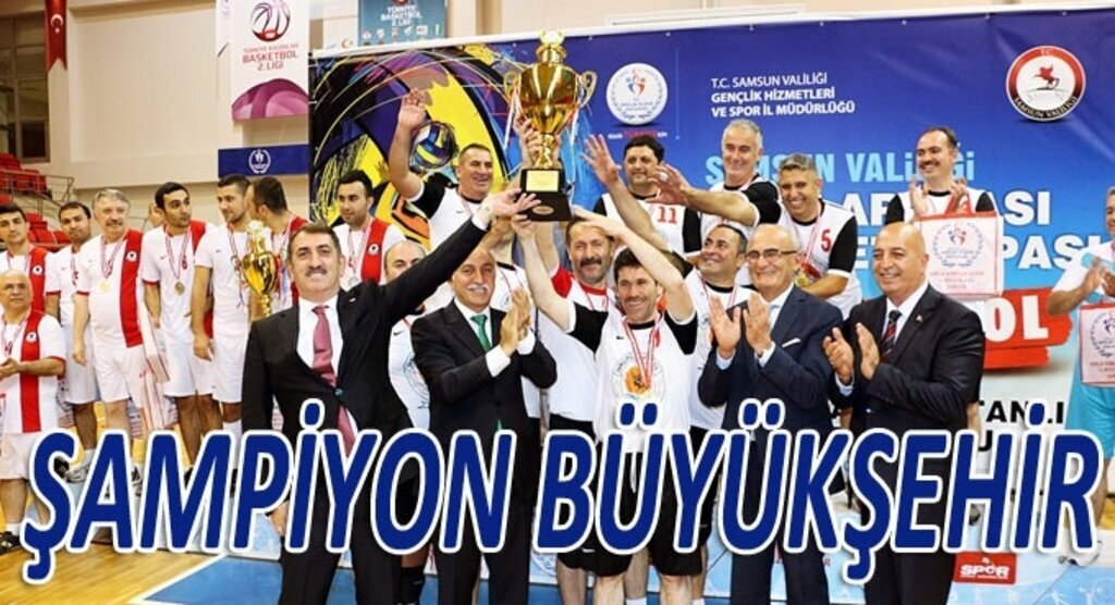 Cumhuriyet Kupası'nı Büyükşehir Belediyesi kazandı