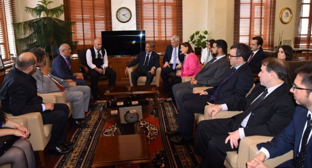 DEİK Heyeti Başkan Yılmaz’ı ziyaret etti