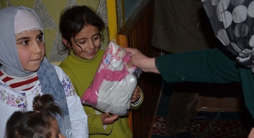 Deniz Feneri Derneği'nden ihtiyaç sahiplerine yardım