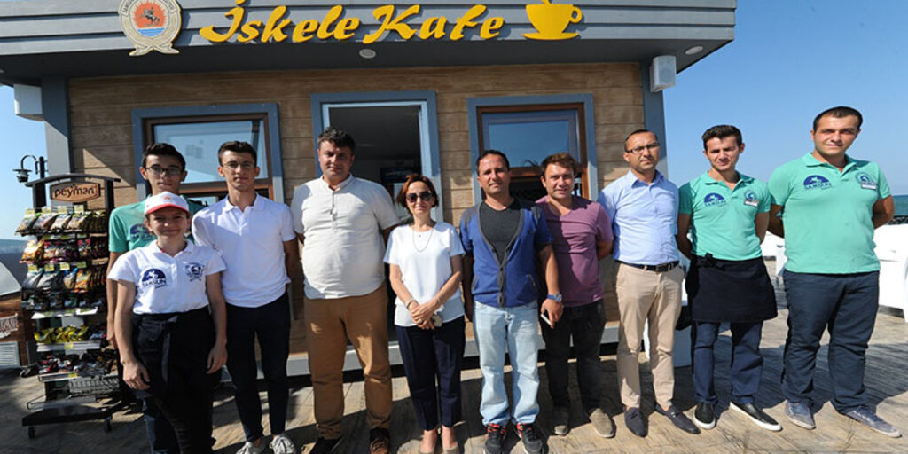Denizin İçinde Çay Kahve Keyfi