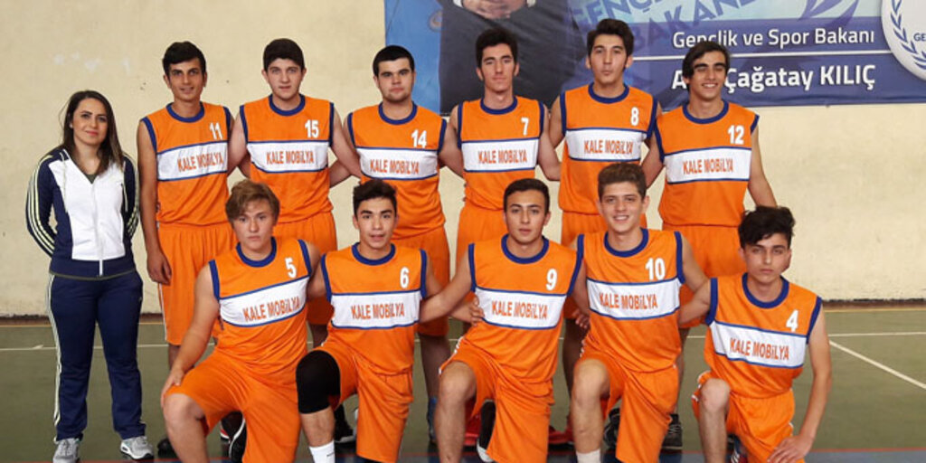 Dikbıyık Anadolu Lisesi Şampiyon oldu