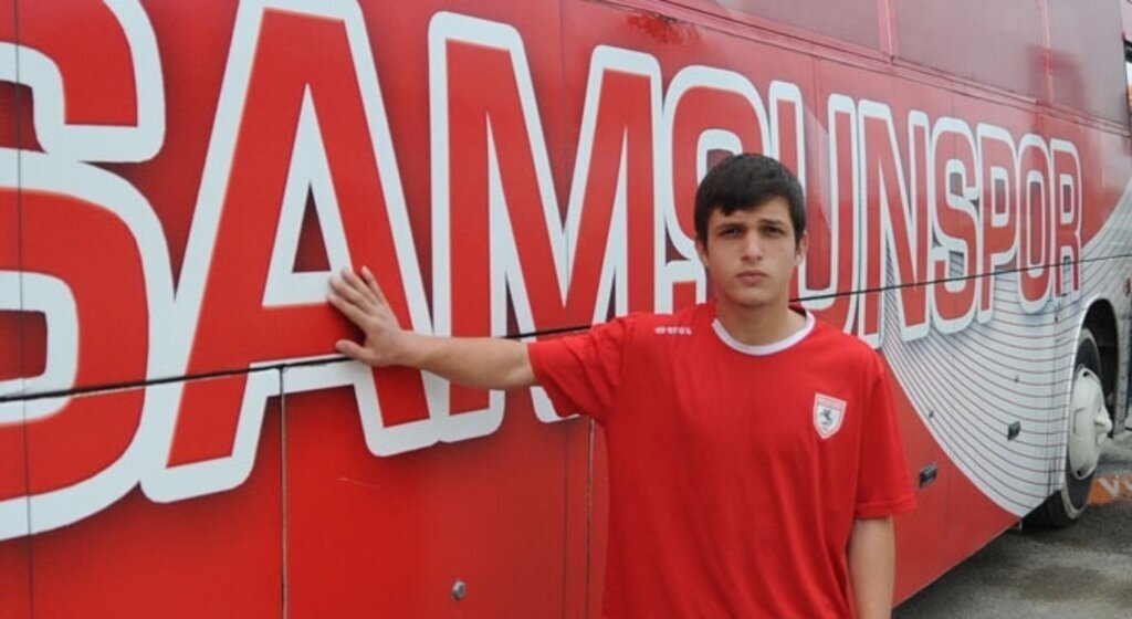 Doğan Demir'e milli davet