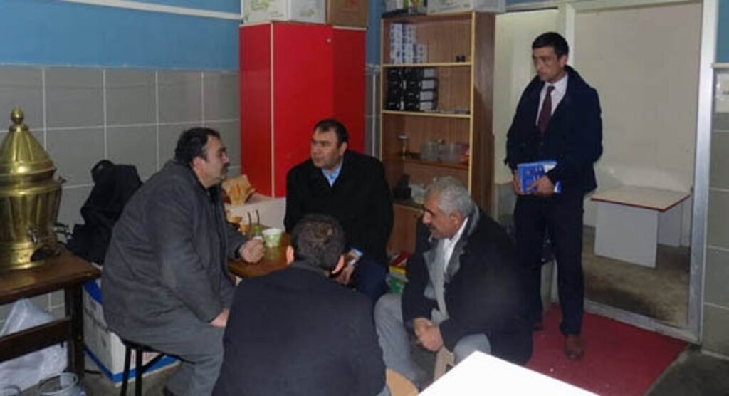 Doktor Metin Kuruoğlu, Balık Hali ve Saathane esnafıyla biraraya geldi