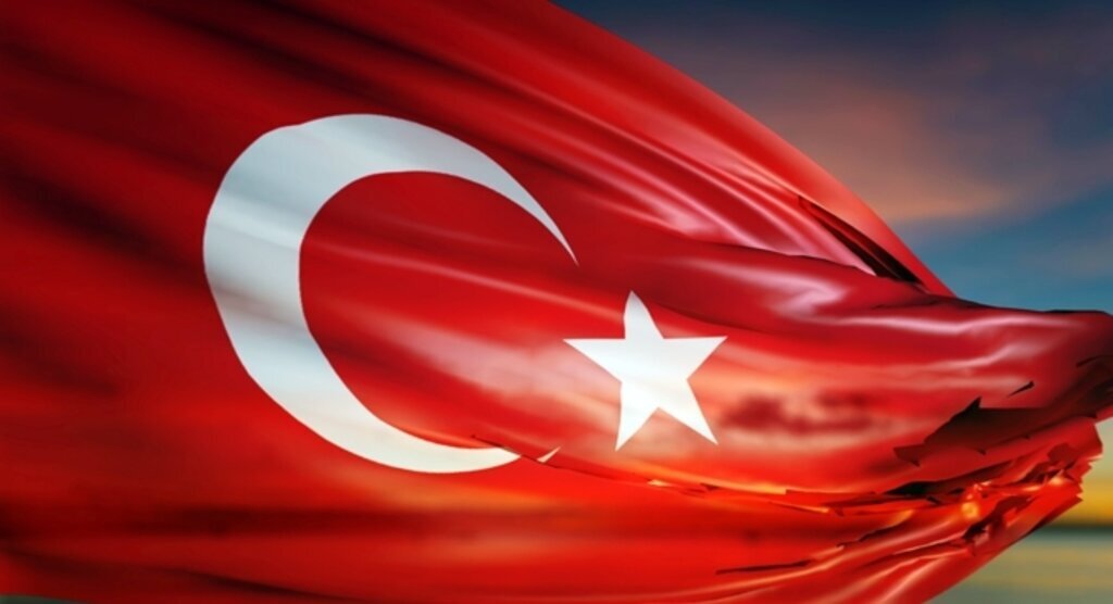 Eczanelere Türk Bayrağı asılacak