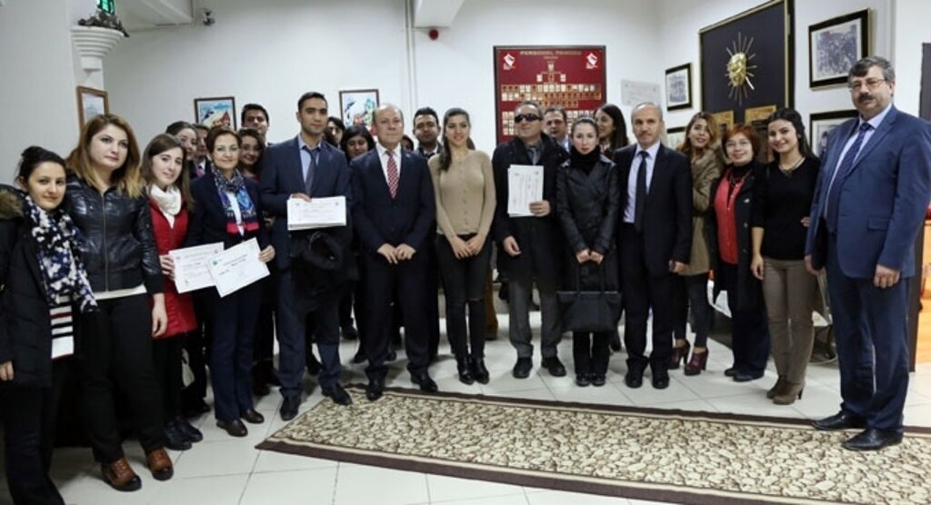 Eğiticiler sertifikalarını aldı