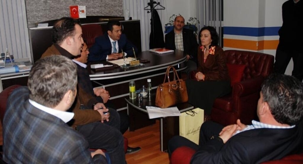 Emine Karaçuha Yılmaz Çarşamba'da