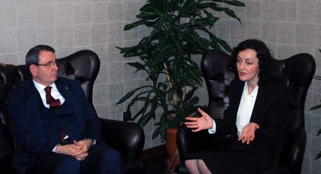 Emine Karaçuha Yılmaz'dan STSO'ya ziyaret