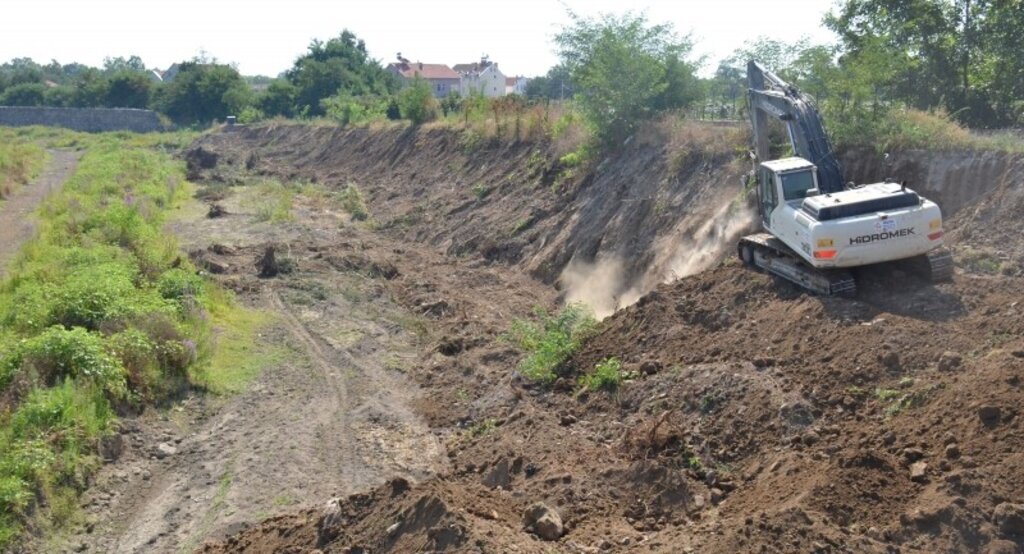 Engiz Deresi ıslah ediliyor
