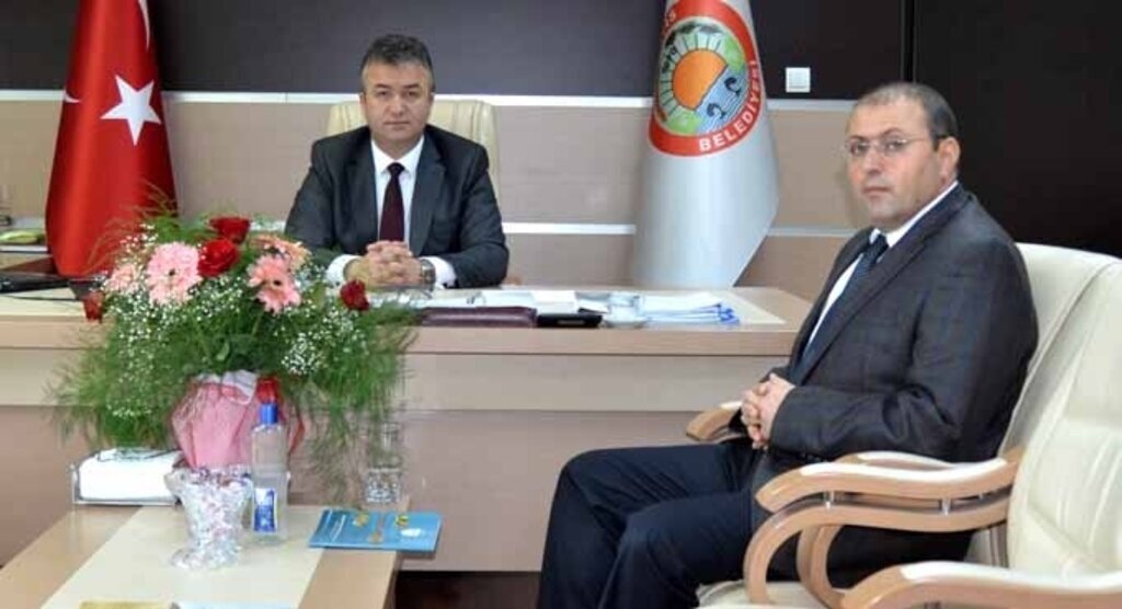 Enstitüsü Müdürü Ak’tan Başkan Topaloğlu’na Ziyaret