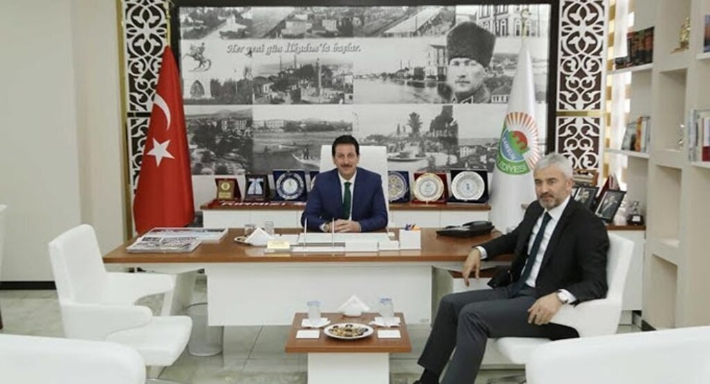 Enver Yılmaz'dan Başkan Tok'a ziyaret