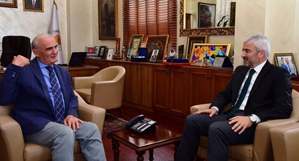 Enver Yılmaz’dan Başkan Yılmaz’a nezaket ziyareti