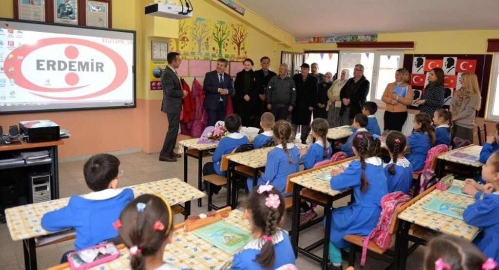 Erdemir'den eğitime destek